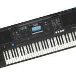 Yamaha PSR e473 keyboard