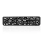 Behringer UMC204HD Audio Interface 1